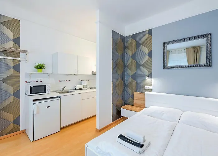 Parking, Ac, Wifi 2 Room Apartment In The Center